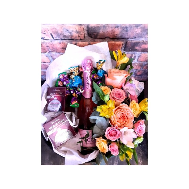 Florisis Huedin Cutie spumant produse Farmec si flori