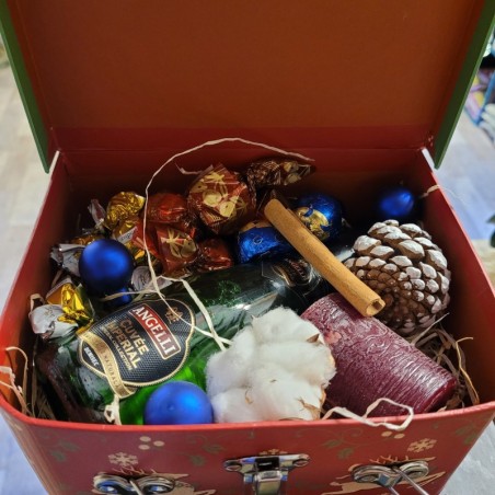 Florisis Huedin Winter box prosecco praline lumanare decor Craciun