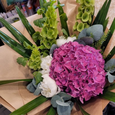 Florisis Huedin Buchet volumetric hortensie roz bujori Camelia