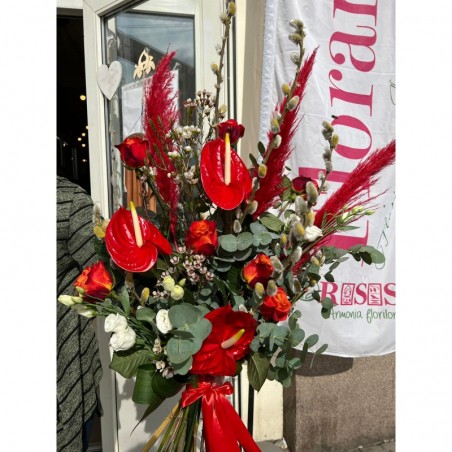 Florisis Huedin Buchet volumetric rosu Claudia